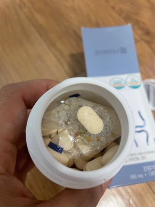 프리마인 평생 써야하는 관절의 건강을 위한 완벽설계 솔루션 관절n마디케어 플러스 120정 — 5점을 준 리뷰어가 2021년 11월 올린 사용 사진