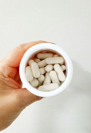 프리마인 성큼다가온 봄, 이너뷰티를 챙겨야 피부도 화사하게, 컨디션도 활기차게. 흡수율을 높인 고효율 비타민. — 5점을 준 리뷰어가 2022년 8월 올린 사용 사진