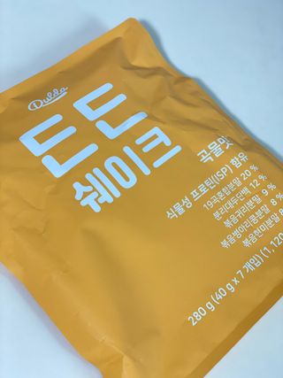[덜다] 든든 식물성 단백질 쉐이크 40g X 7입 (곡물/딸기) — 4.5점을 준 리뷰어가 2023년 8월 올린 사용 사진