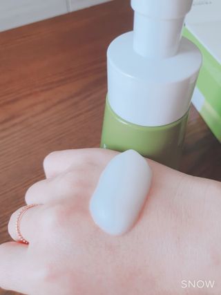 [후르디아] 아보카도 약산성 비건 여성 청결제 — 5점을 준 리뷰어가 2021년 3월 올린 사용 사진