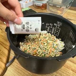 해풀잎 누구나 김밥*1ea [(혼합야채 35g *1ea,  김밥김 (5g, 5ea),  양념간장 (6g, 5ea), 참기름(5g, 2ea)] — 5점을 준 리뷰어가 2022년 11월 올린 사용 사진