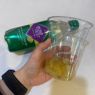 몽베스트 Montbest with Sparkling water Lemon OR Lime 20병(랜덤) — 5점을 준 리뷰어가 2023년 3월 올린 사용 사진