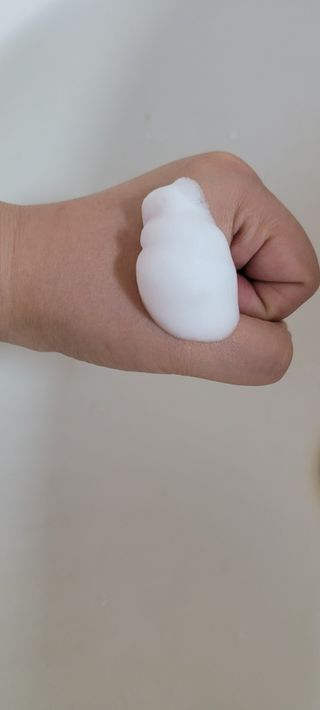 [바이로담] 저자극 약산성버블 폼 폼클렌징 150ml — 5점을 준 리뷰어가 2021년 4월 올린 사용 사진