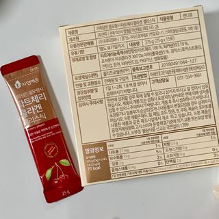 자연에온 가득담은 몽모랑시 타트체리 콜라겐 젤리스틱 — 5점을 준 리뷰어가 2021년 1월 올린 사용 사진