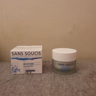 산수시 아쿠아 베네핏 24h 수부지 물광 속건조 수분크림 50ml — 5점을 준 리뷰어가 2021년 6월 올린 사용 사진