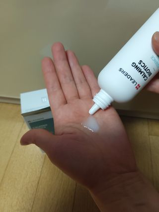 리더스코스메틱 리더스 카밍 바이오틱스 에센스 워터 — 5점을 준 리뷰어가 2022년 1월 올린 사용 사진