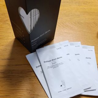 [이즈라이프코스메틱] 퍼퓸 드라이어 시트 히노끼향  or 블랑향 2중 택1 30매 — 4.5점을 준 리뷰어가 2021년 5월 올린 사용 사진