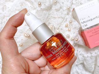 유니베르소 로즈힙 오일 15ml — 4점을 준 리뷰어가 2021년 4월 올린 사용 사진