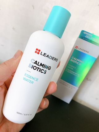 리더스코스메틱 리더스 카밍 바이오틱스 에센스 워터 — 5점을 준 리뷰어가 2021년 2월 올린 사용 사진