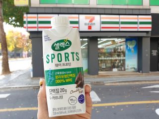 셀렉스스포츠 셀렉스 스포츠 드링크 초콜릿 _ 330ml x 12팩 — 5점을 준 리뷰어가 2021년 11월 올린 사용 사진