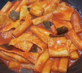 응큼떡볶이 — 5점을 준 리뷰어가 2021년 3월 올린 사용 사진