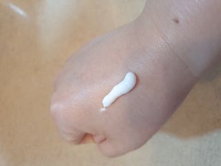 아이디플라코스메틱 아이디 브이로직 플러스 크림 15ml X 4EA — 5점을 준 리뷰어가 2022년 1월 올린 사용 사진