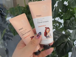 파시 FASCY 高保湿ハンドクリーム40ml+80ml セット — 5점을 준 리뷰어가 2021년 7월 올린 사용 사진