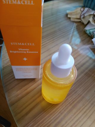 체르엠 스템앤셀 비타민 브라이트닝 에센스 30ml 1개 — 4점을 준 리뷰어가 2021년 9월 올린 사용 사진