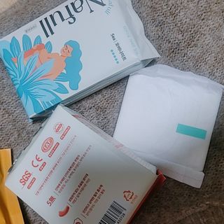 특허 받은 친환경 프리미엄 초슬림 생리대 나풀나풀 실속세트 — 3.5점을 준 리뷰어가 2023년 4월 올린 사용 사진