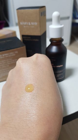 마리엔메이  이데베논 블랙베리 보습 크림 + 세럼 — 5점을 준 리뷰어가 2021년 10월 올린 사용 사진