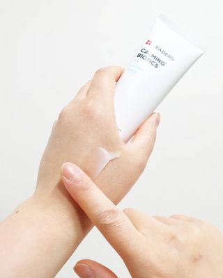 리더스코스메틱 리더스 카밍 바이오틱스 크림 마스크 — 5점을 준 리뷰어가 2021년 5월 올린 사용 사진