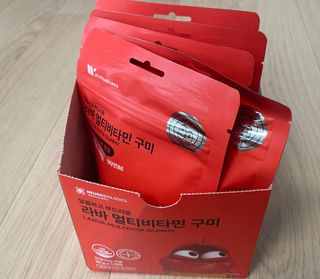 [푸름웰니스] 라바 멀티비타민 구미 36g — 4점을 준 리뷰어가 2022년 2월 올린 사용 사진