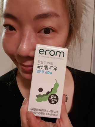 이롬 erom 황성주박사의 국산콩 두유 검은콩 고칼슘 — 5점을 준 리뷰어가 2021년 1월 올린 사용 사진