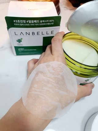 랑벨 랑바이오 블랙 시카 퀵 패드 100매 (3초 쿨링/3분 흡수, 블랙비 프로폴리스/시카 4종 함유, 대용량) — 5점을 준 리뷰어가 2022년 4월 올린 사용 사진