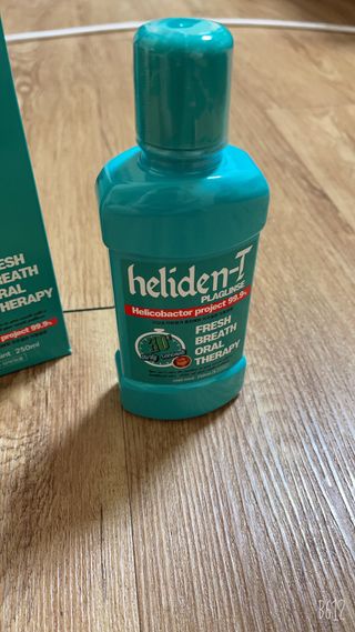 30초 후 눈으로 확인하는 헬리덴티 프라글린스 가글 — 5점을 준 리뷰어가 2021년 6월 올린 사용 사진
