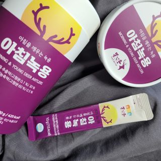 [몸엔용] 전국 이마트 런칭 신상, 아침을 깨우는 녹용 아침녹용 10g x 28포 — 4.5점을 준 리뷰어가 2021년 7월 올린 사용 사진