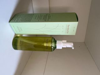 스킨큐어 산다화 순한 클렌징 동백 오일 200ml — 4.5점을 준 리뷰어가 2023년 4월 올린 사용 사진