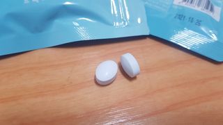 입 냄새 완화에 도움을 주는 에티켓 캔디 앳캔디 스트롱민트 — 4점을 준 리뷰어가 2021년 1월 올린 사용 사진