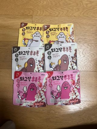 스낵스 와그작후루룩 3종_카카오2봉+아몬드2봉+딸기2봉 (총 6봉) — 5점을 준 리뷰어가 2024년 2월 올린 사용 사진