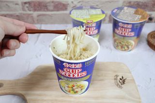 NISSIN 닛신 컵누들  4종 - 씨푸드오리지날, 씨푸드 스파이시, 씨푸드 커리, 씨푸드 XO소스 — 5점을 준 리뷰어가 2022년 3월 올린 사용 사진