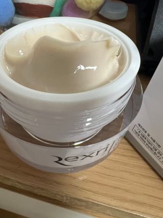 렉스리 크리에이티브 크림  Rexri Creative Cream — 4점을 준 리뷰어가 2022년 6월 올린 사용 사진