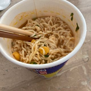 NISSIN 닛신 컵누들  4종 - 씨푸드오리지날, 씨푸드 스파이시, 씨푸드 커리, 씨푸드 XO소스 — 4점을 준 리뷰어가 2023년 1월 올린 사용 사진