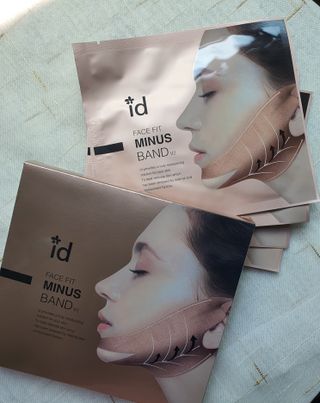 아이디플라코스메틱 아이디 페이스핏 마이너스 밴드 v2 — 5점을 준 리뷰어가 2022년 5월 올린 사용 사진