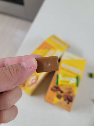 (주) 피치코리아 믹스커피캔디76g x2개입 — 3점을 준 리뷰어가 2022년 11월 올린 사용 사진