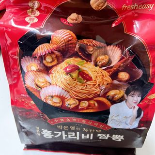 *구매평/프레시지 박은영의 차찬탱 얼큰한 홍가리비 짬뽕 (냉동) — 4.5점을 준 리뷰어가 2025년 8월 올린 사용 사진