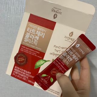 자연에온 가득담은 몽모랑시 타트체리 콜라겐 젤리스틱 — 3.5점을 준 리뷰어가 2021년 1월 올린 사용 사진