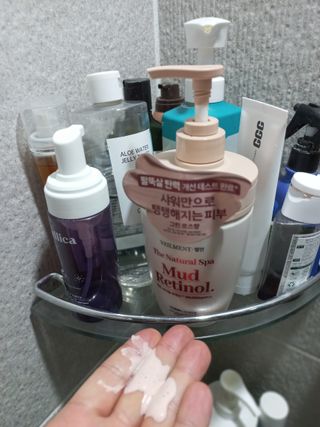 벨먼 내추럴 스파 머드레티놀 바디워시(그린로즈, 미드나잇 피오니) — 5점을 준 리뷰어가 2022년 6월 올린 사용 사진