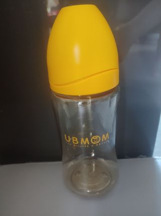 유비맘 PPSU 젖병 노꼭지_260ml_컬러 랜덤 발송 — 5점을 준 리뷰어가 2020년 12월 올린 사용 사진