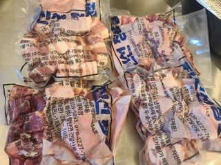 찐신선 한끼한팩 미국 냉동 목살 & 네덜란드 냉동 삼겹살 SET — 5점을 준 리뷰어가 2021년 11월 올린 사용 사진
