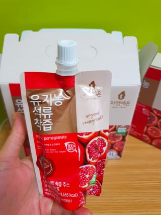 자연에온 유기농 석류 착즙 100mL 10개입 2BOX — 5점을 준 리뷰어가 2020년 12월 올린 사용 사진