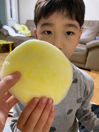 딜라이트 프로젝트  달콤한 눈꽃 간식세트( 눈꽃 솜사탕 / 레몬라임 솜사탕 / 달고나 총 7EA+스마트톡 증정) — 5점을 준 리뷰어가 2022년 5월 올린 사용 사진