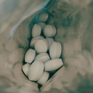 입 냄새 완화에 도움을 주는 에티켓 캔디 앳캔디 스트롱민트 — 5점을 준 리뷰어가 2021년 1월 올린 사용 사진