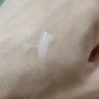 레드투래드 센서티브 슈퍼 크림 50ml — 5점을 준 리뷰어가 2021년 10월 올린 사용 사진