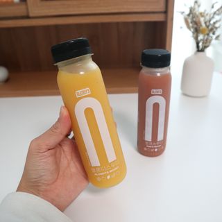 BLENDY'S 핑크 스무디+블론디 스무디 — 5점을 준 리뷰어가 2021년 12월 올린 사용 사진