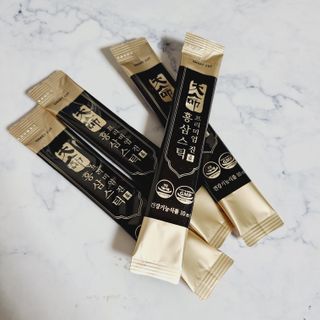헬스업_천명진프리미엄홍삼스틱_10ml x 30포 — 5점을 준 리뷰어가 2021년 1월 올린 사용 사진