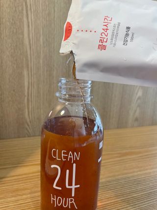클린24시간 1BOX(5포) + 전용보틀(500ml) — 3점을 준 리뷰어가 2022년 8월 올린 사용 사진
