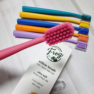 프로그 윌로우 칫솔 6245 울트라소프트 — 5점을 준 리뷰어가 2022년 5월 올린 사용 사진
