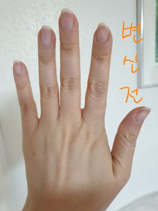 데싱디바 글레이즈 젤네일 포일 이펙트 네일_4종 중 택 1 — 4점을 준 리뷰어가 2021년 9월 올린 사용 사진