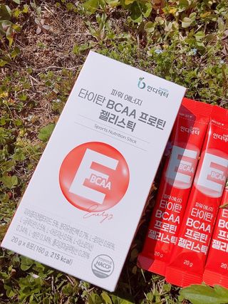 [인디닥터] 타이탄 BCAA 프로틴 젤리스틱 — 4점을 준 리뷰어가 2022년 4월 올린 사용 사진