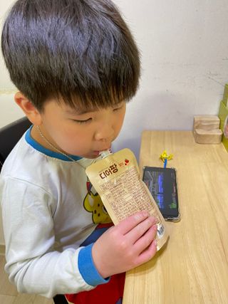 [몸엔용] 우리 아이 건강간식, 달콤한 녹용곤약젤리 디어팡 4종 — 5점을 준 리뷰어가 2022년 4월 올린 사용 사진
